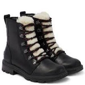 EUC Sorel Lennox Shearling